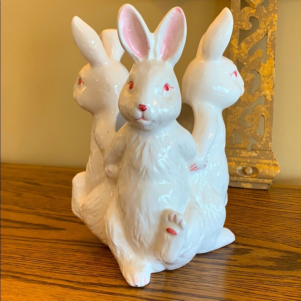🐰 🌹 3 Rabbits Porcelain Bud Vase 🐇 🌸